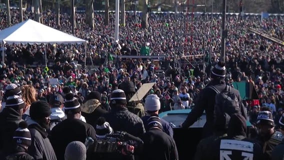 Wentz: 'I think y'all are more than crazy'