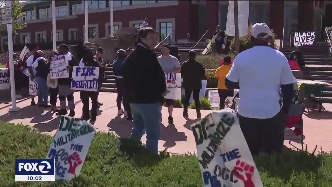 Antioch residents call for an audit of the police department as the ongoing racist text messaging scandal continues