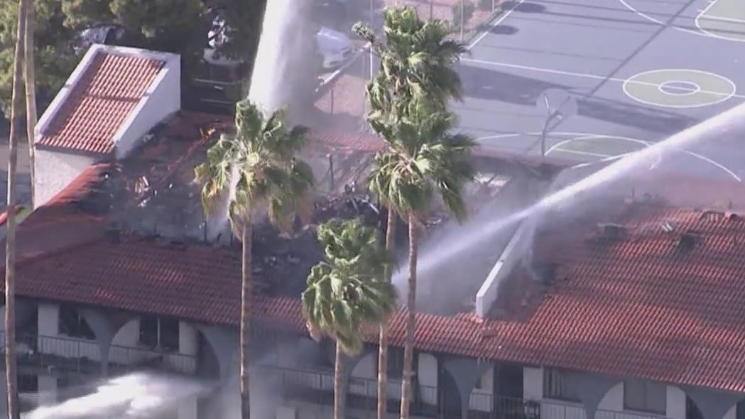 45 residents displaced after Mesa apartment fire