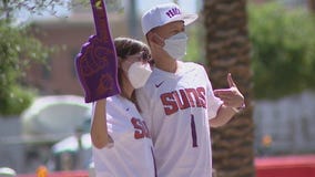 Suns fans ready for game 2 against the Dallas Mavs
