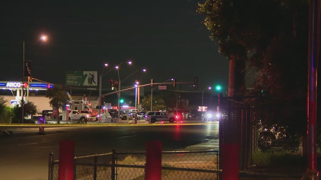 Woman critically injured in west Phoenix hit-and-run crash | FOX 10 Phoenix