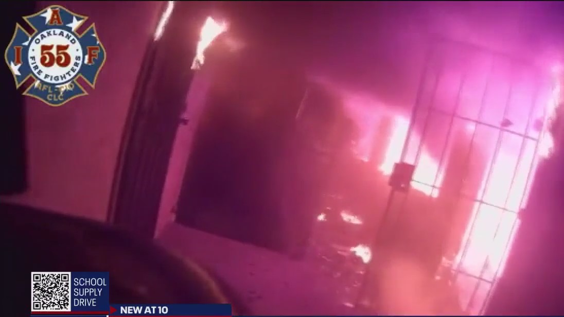 Frew crews extinguish 3-alarm fire in Oakland apartment complex