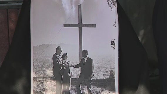 Rally to bring back Albany cross in church-and-state debate