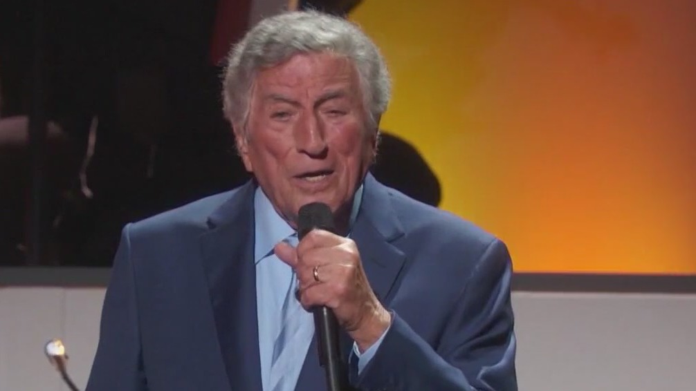 Tony Bennett, who sang 'I left my heart in San Francisco,' dies at 96