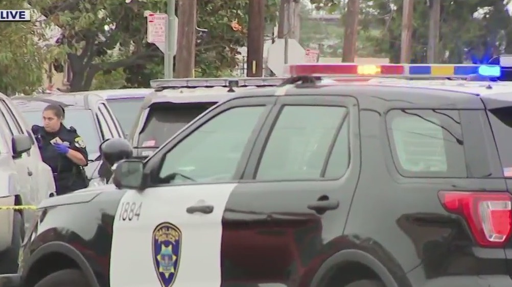 Oakland: 2 double shootings that left 3 dead within 4 hours