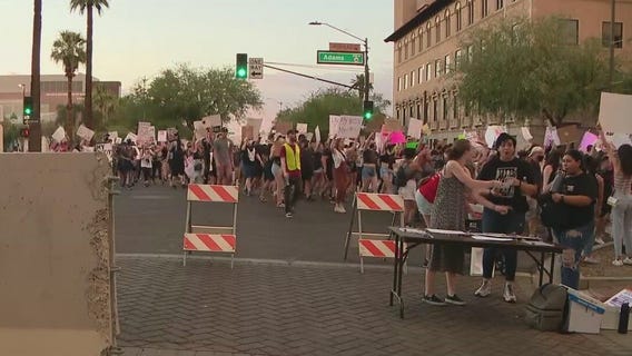 Hundreds of pro-choice supporters gather at Arizona State Capitol