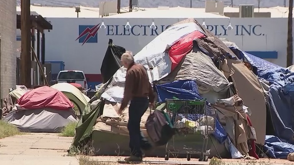Shelter workers offer tips on how to help the homeless in the summer months
