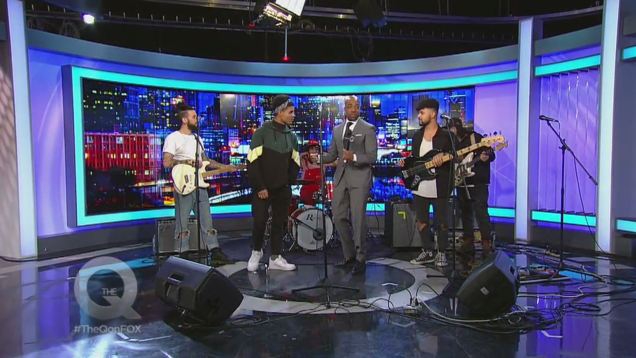 JAKUBI performs LIVE on The Q