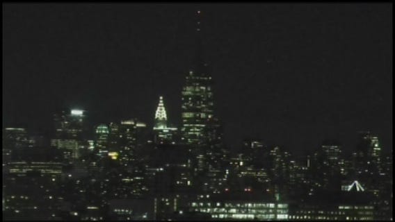 Empire State Building in darkness