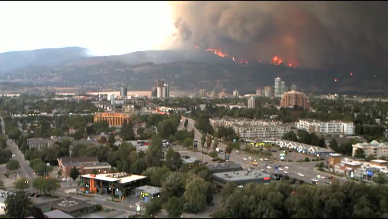 Timelapse: Kelowna area Canadian wildfires