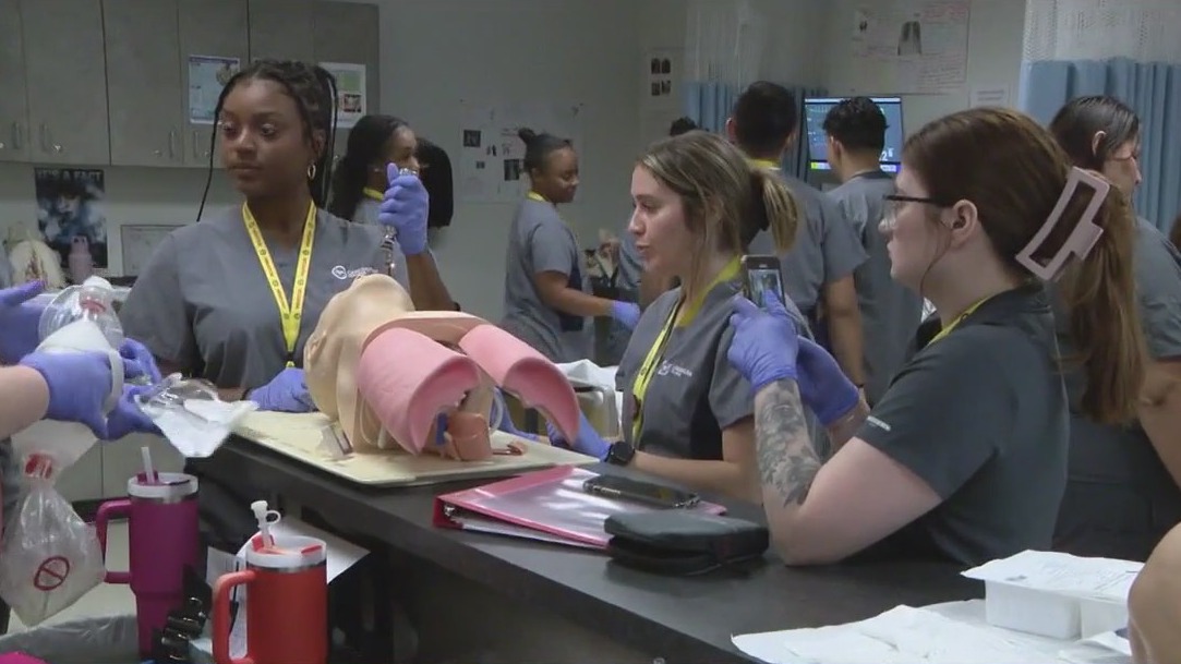 Phoenix area college offering healthcare programs
