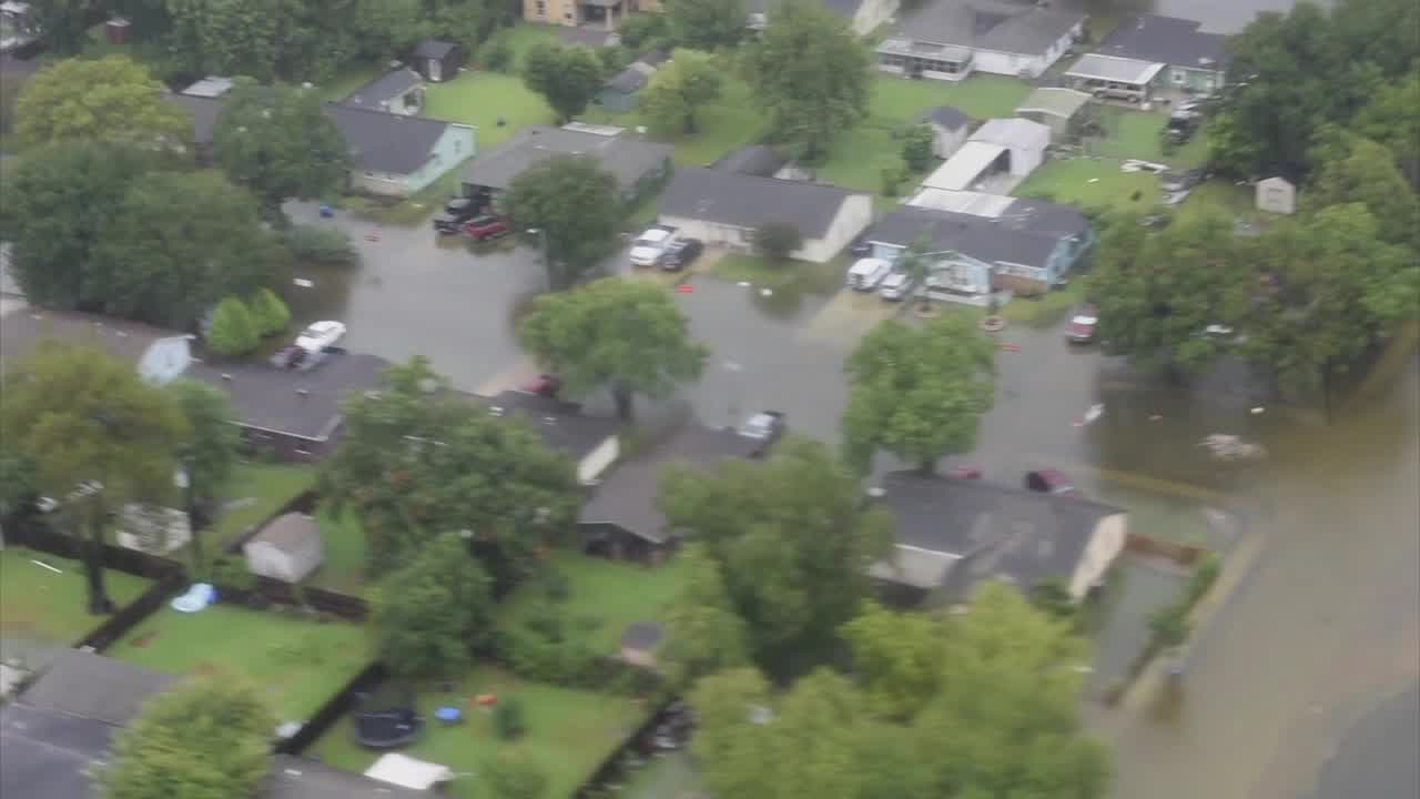 VIDEO: Helicopter rescue operations