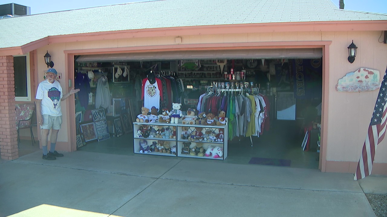 D-backs fan shows off his team collection