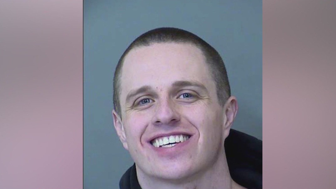 Man arrested for running on field during World Series