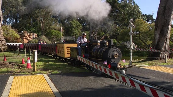 Hella Cool Gigs: Little Puffer steam train operator