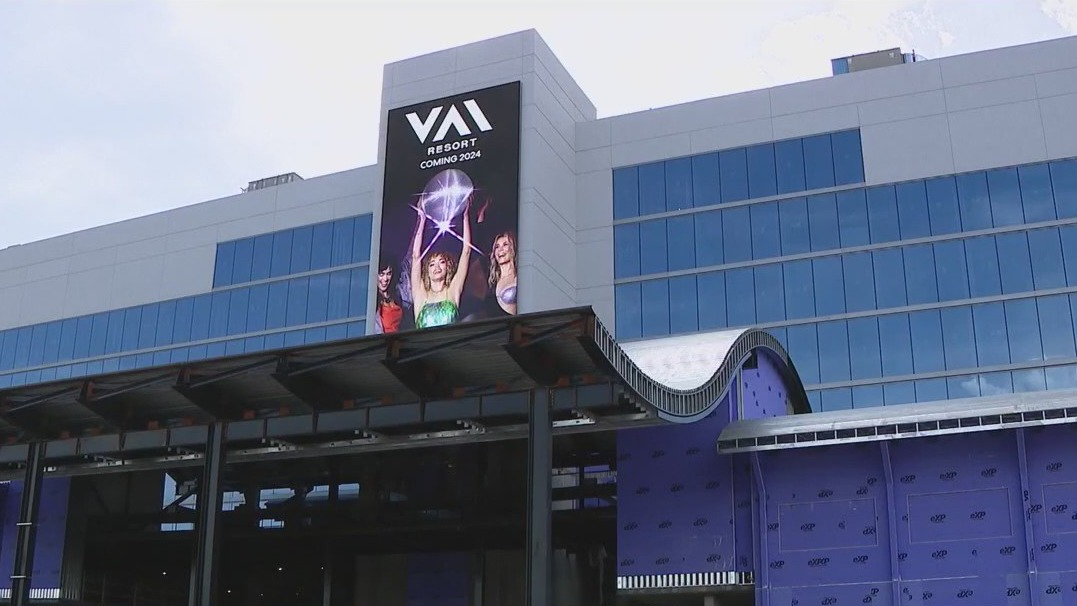 Cardinals sue Glendale over VAI Resort parking garage