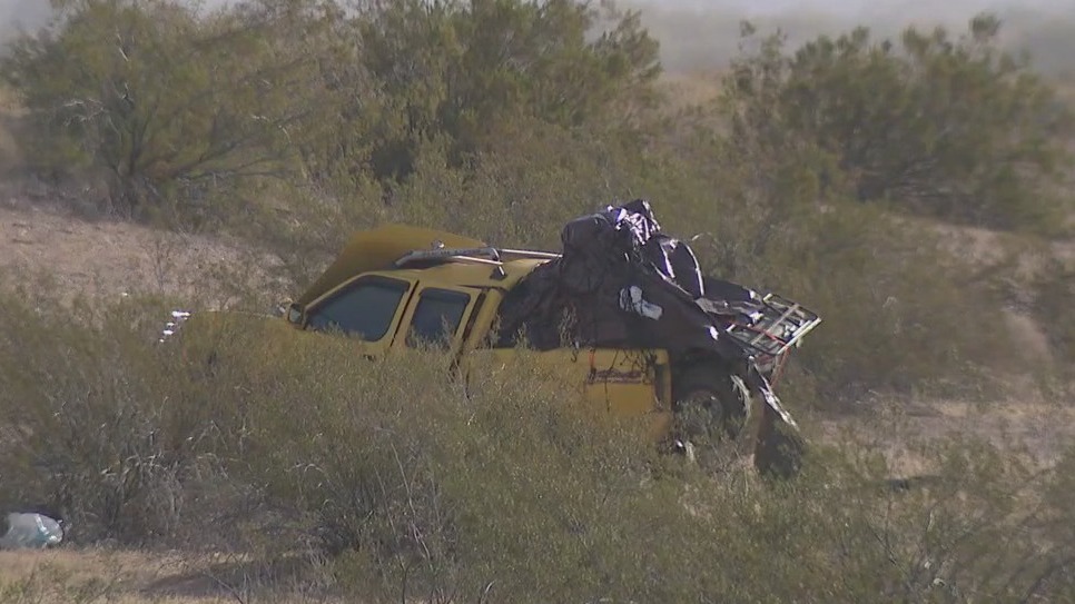 3 killed in crash just outside of Tonopah, DPS says