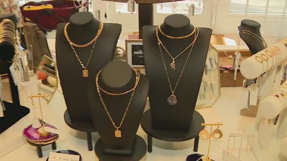 The Market by Junk in the Trunk