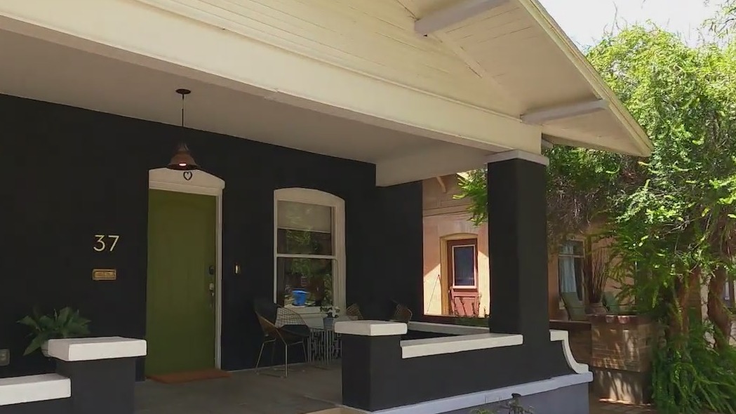 Cool House: Bungalow-style home in Phoenix historic district