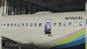 Boeing 737: Probe into blowout continues