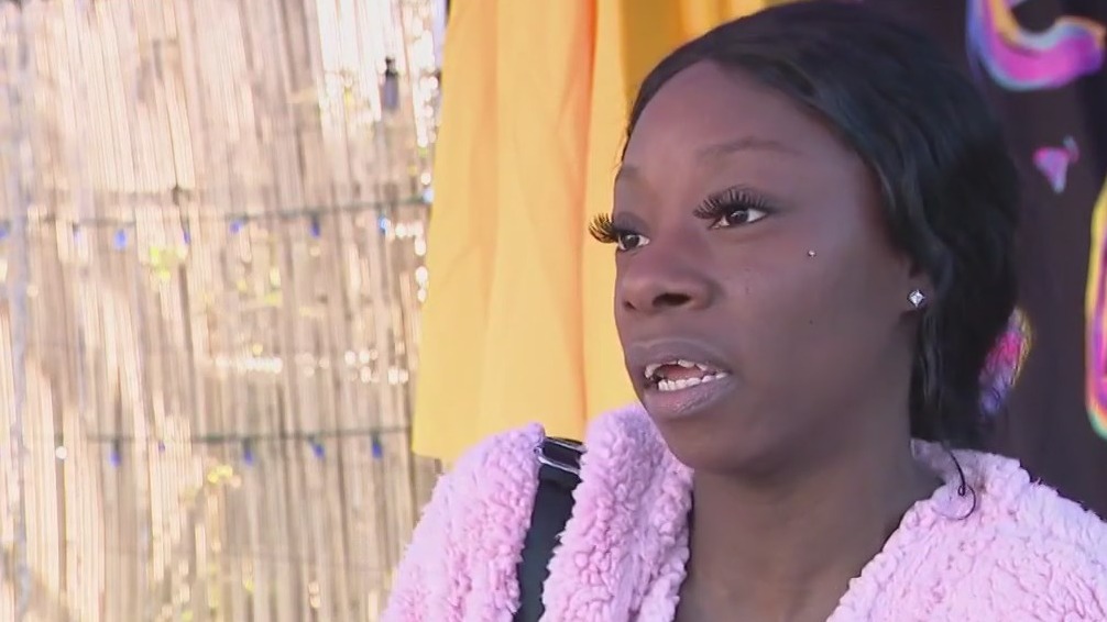Phoenix woman shoots at suspect trying to break into her home | FOX 10 ...
