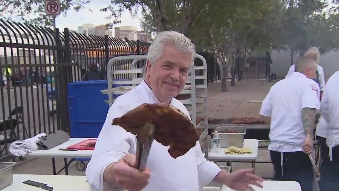 Celeb chefs serve lunches at St. Vincent de Paul