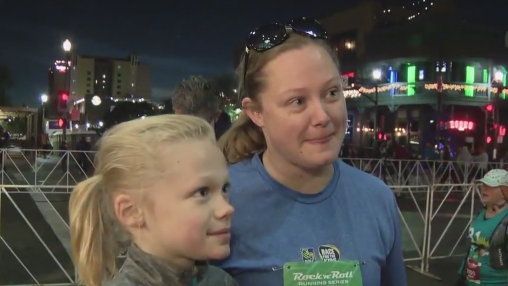 Thousands turn out for the Rock 'n' Roll Arizona 10K, half marathon