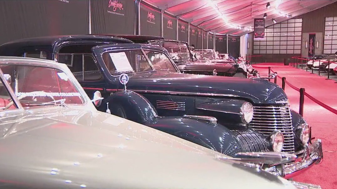 Barrett-Jackson auto auction kicks off for 2024