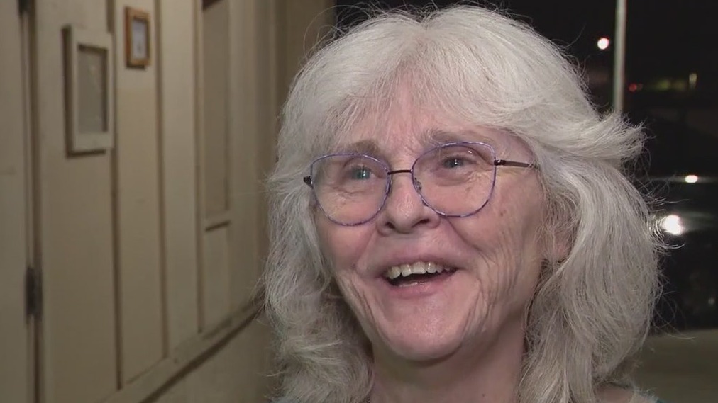 Arizona woman gifted AC unit