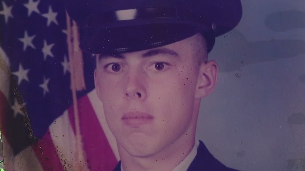 Veteran's family looking for suspect in his apparent homicide