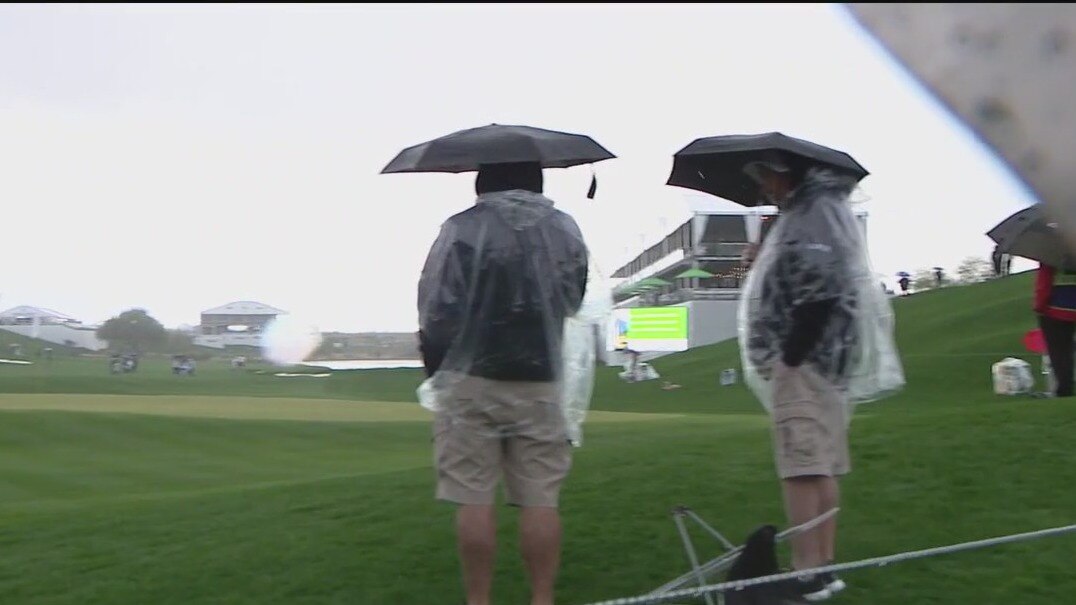 WM Phoenix Open fans run for cover during strong storm