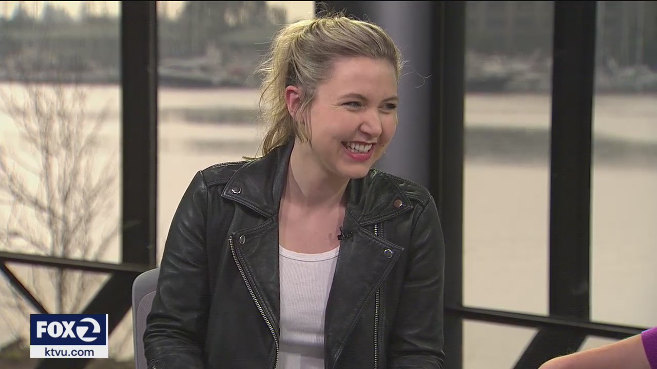 Taylor Tomlinson performing in San Jose