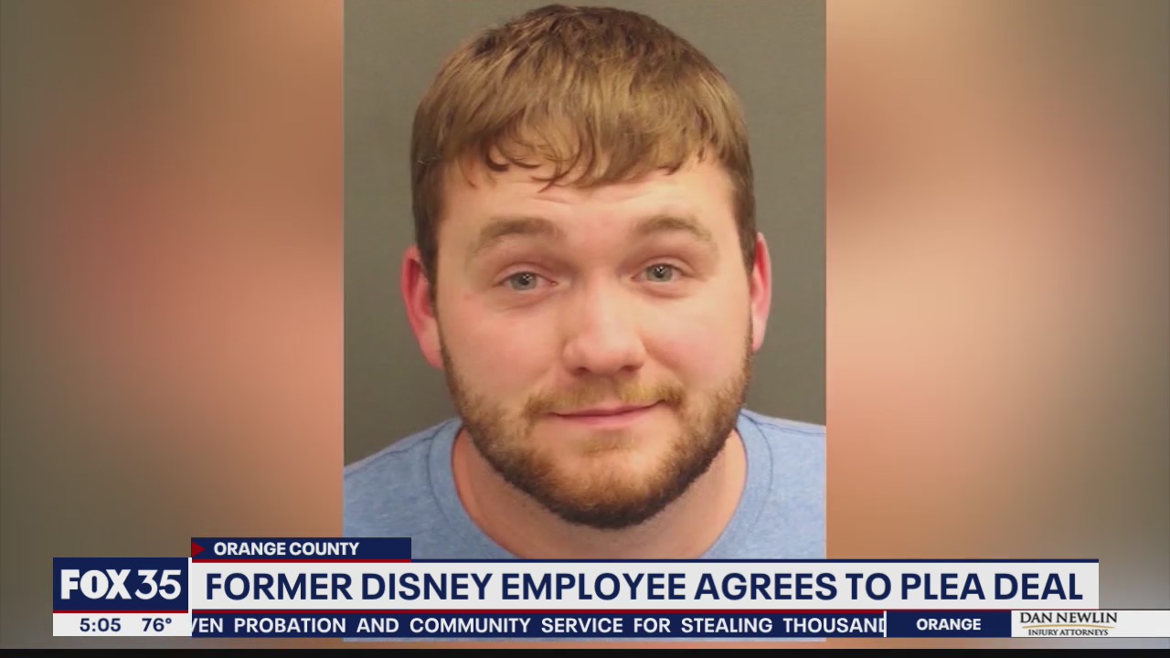 Former Disney employee agrees to plea deal
