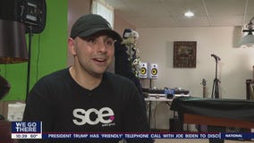 Virtual DJ lifts fans spirits amid COVID-19