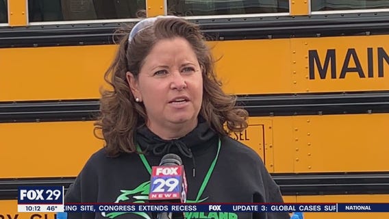 Atlantic County teacher assistant helps deliver food to students in need during coronavirus pandemic