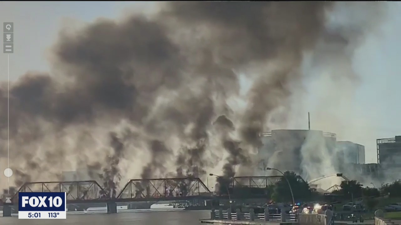 Video from FOX 10 viewers show train derailment on rail bridge over Tempe Town Lake