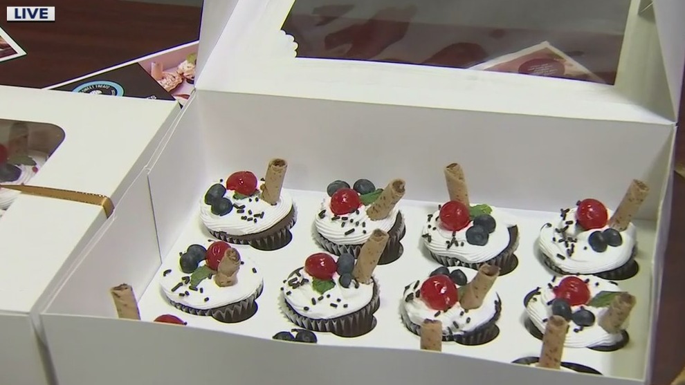 Teen baker selling cupcakes to raise money for St. Mary's Food Bank