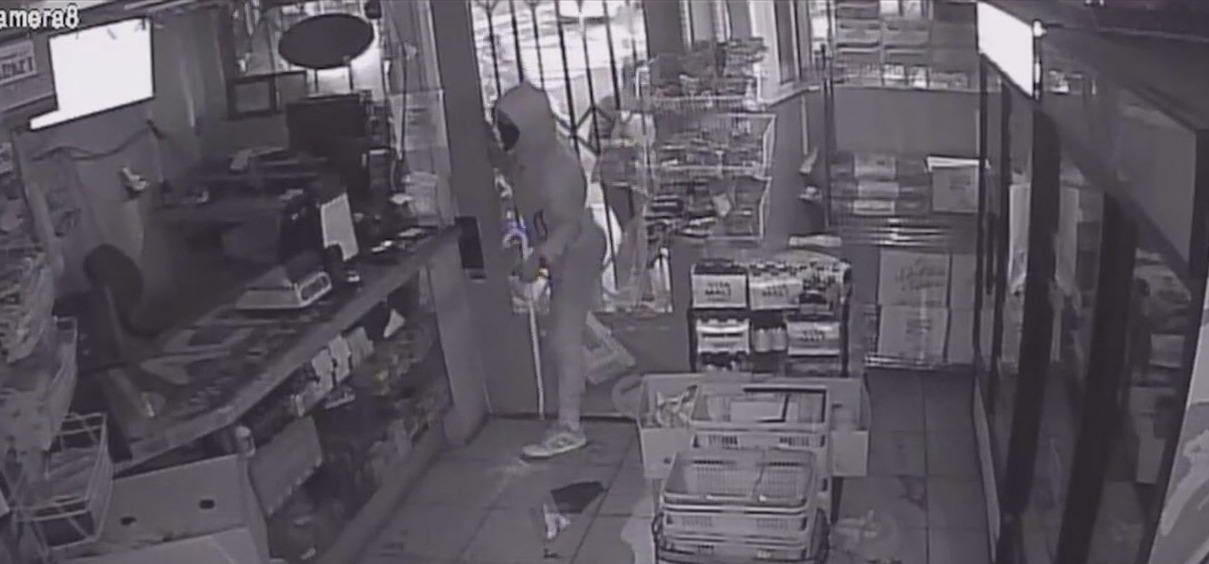 Longtime African Caribbean market in Old Oakland targeted by burglars