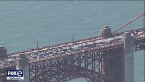 Thousands peacefully march on Golden Gate Bridge