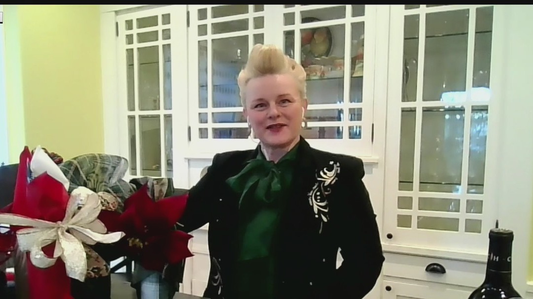 Creative ways to wrap a bottle of wine