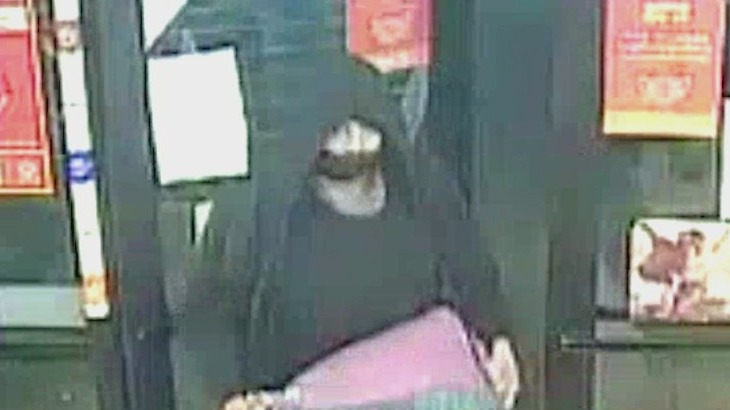 Phoenix PD: Suspect steals cash, cigarettes and car from Circle K at 24th Street and Baseline Road