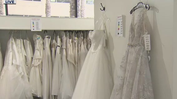 Thrifty Thursday: Almond Tree Wedding Boutique in Phoenix