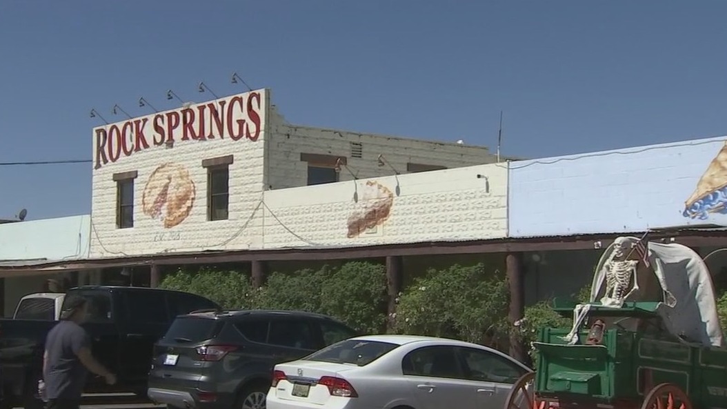 Arizona Adventures: Rock Springs Cafe