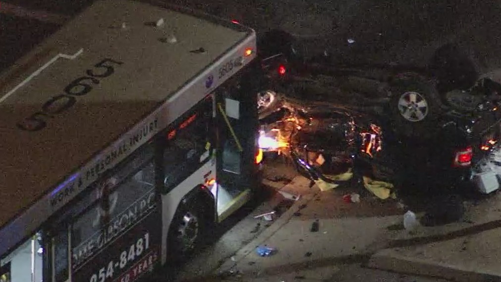 Three adults, baby seriously hurt in a Phoenix crash involving a city ...