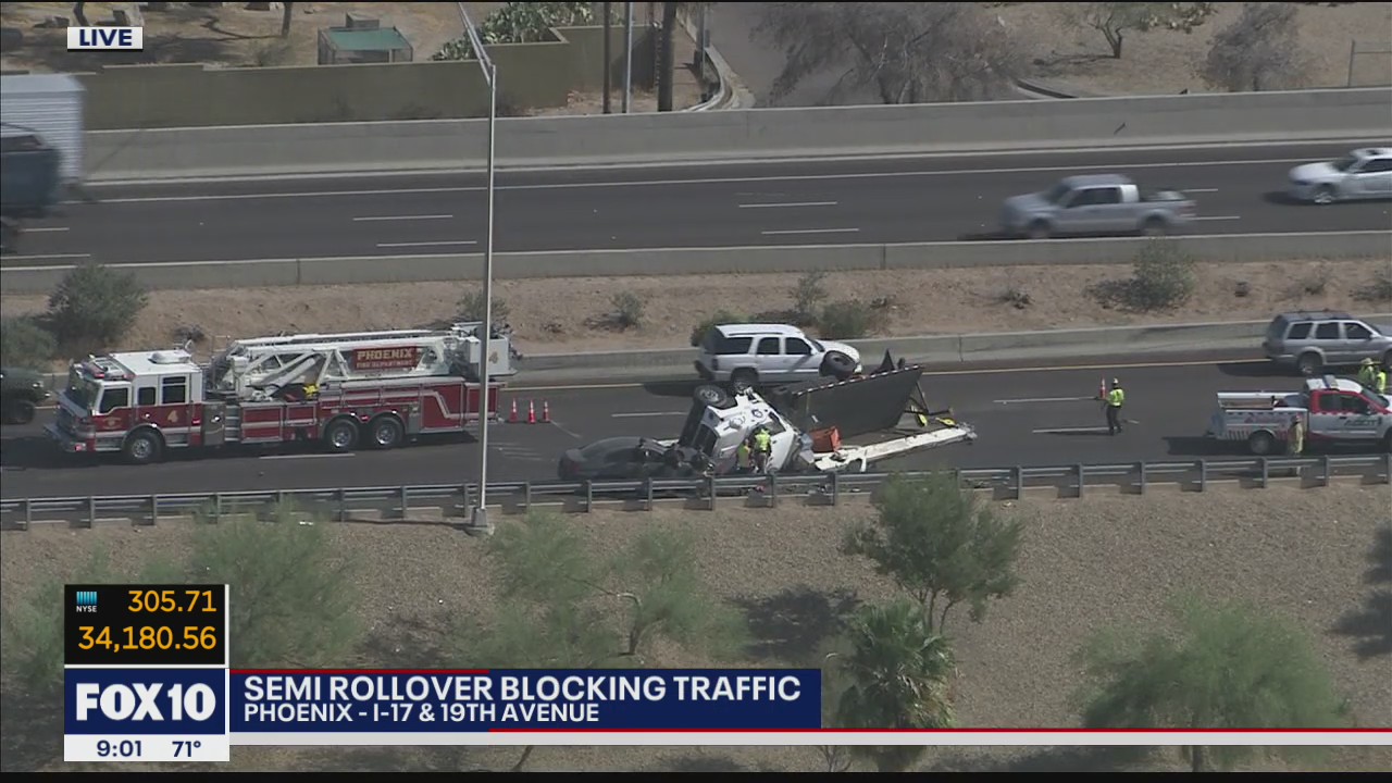 Rollover crash blocks traffic along southbound I-17 | FOX 10 Phoenix