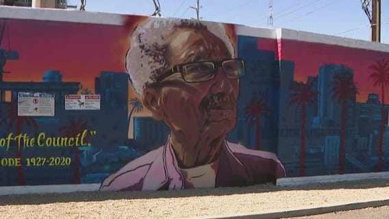 Downtown Phoenix bicycle mural tour