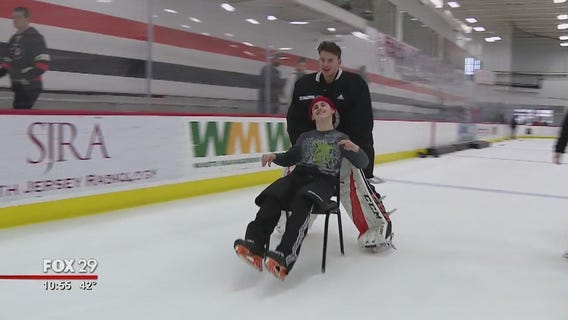 Flyers teach hockey to Overbrook School for the Blind students
