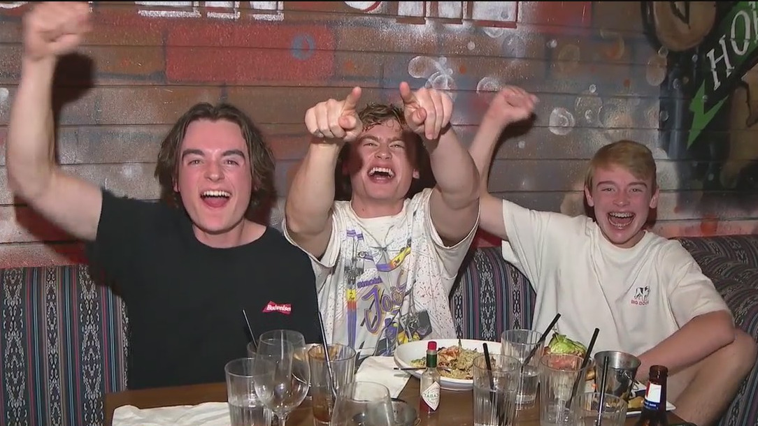 Suns fans out and about as team takes on LA Lakers