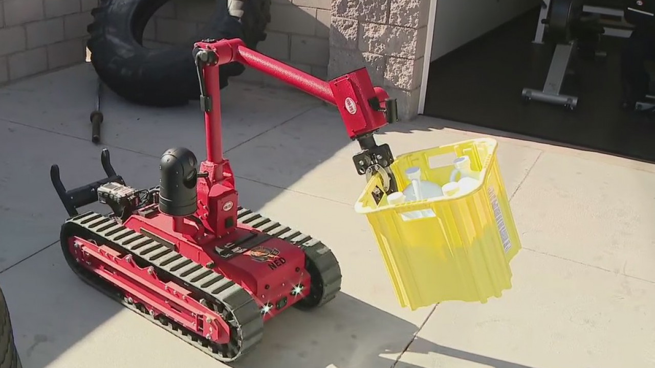 Peoria Fire-Medical unveils new robot