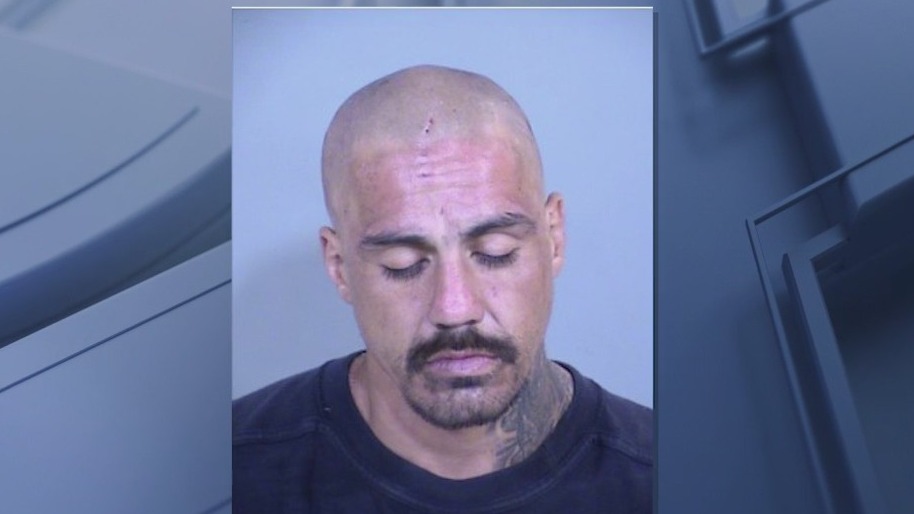 Man accused of stealing car with 2 kids inside in Glendale | FOX 10 Phoenix